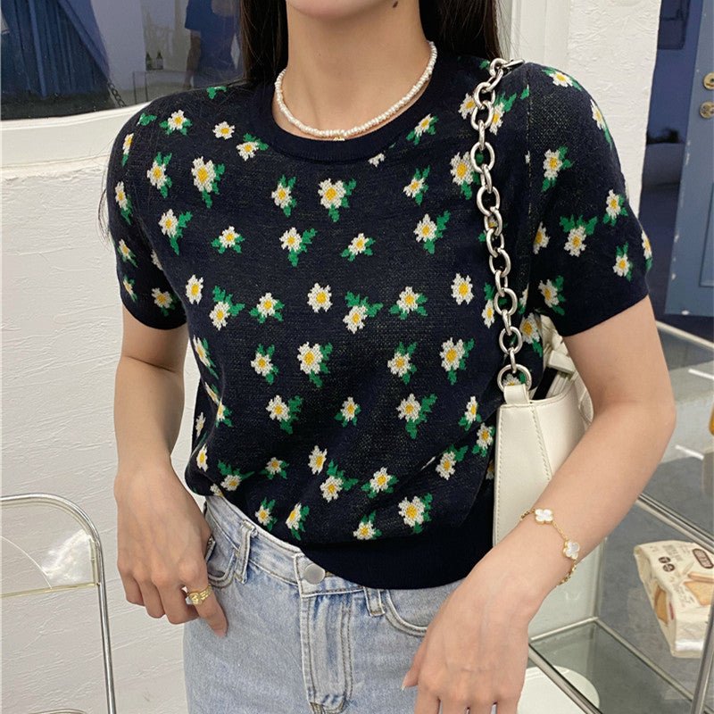 Round Neck Small Floral Knit Short-Sleeved T-Shirt - Shirts